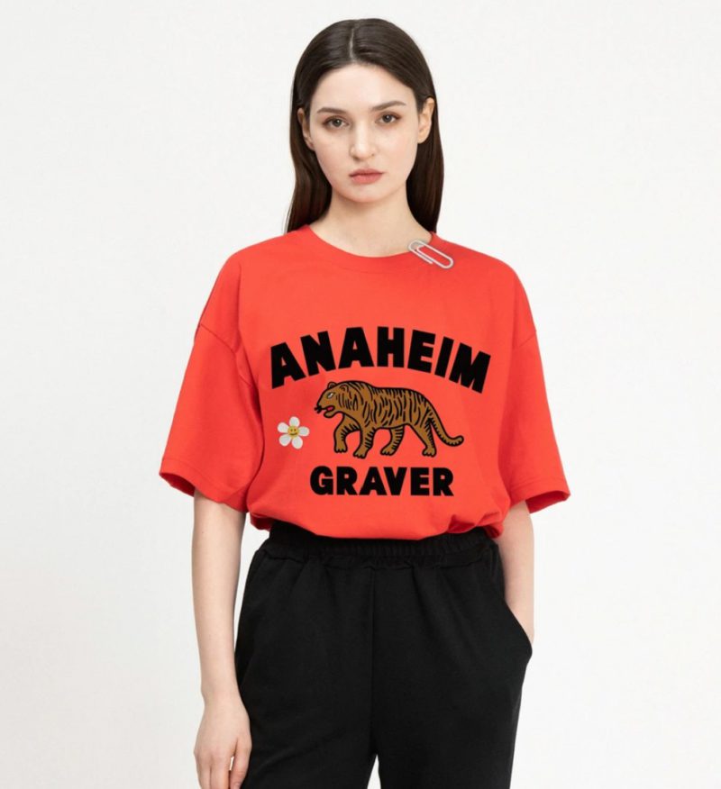 GRAVER (グレーバー) フラワータイガーロゴTシャツ