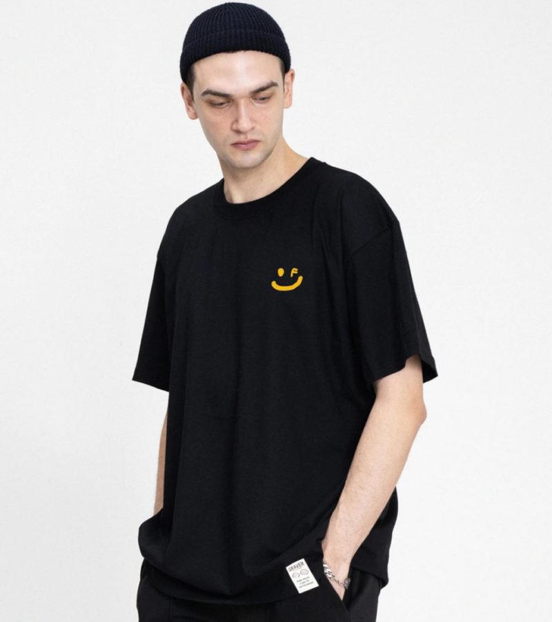 GRAVER (グレーバー) フラワースマイルTシャツ