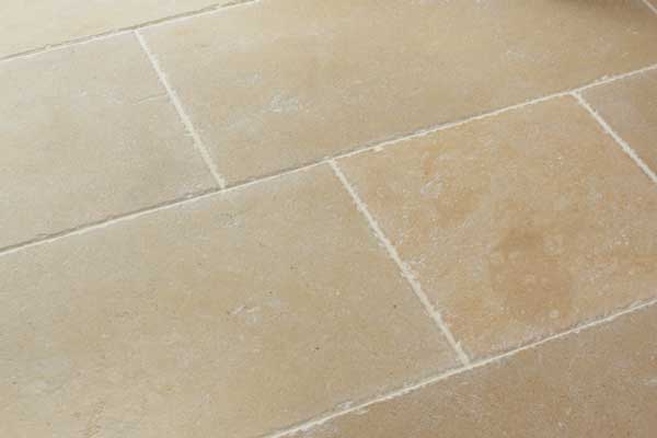 limestone tile floors 