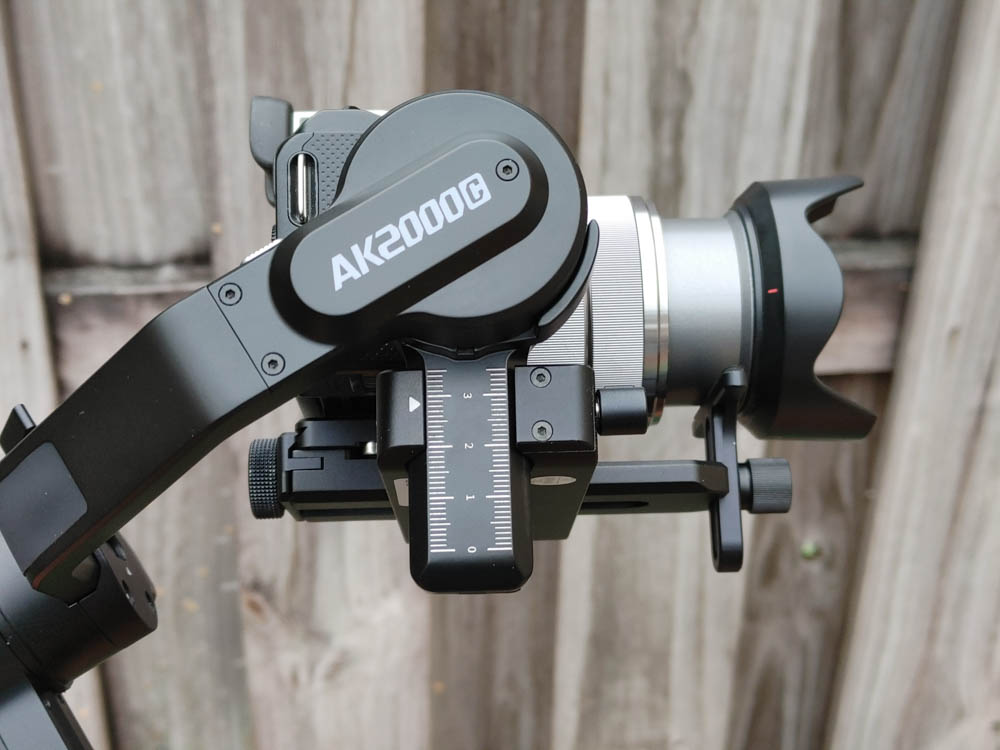 FeiyuTech AK2000C Gimbal Is a Much Needed Accessory For Budding