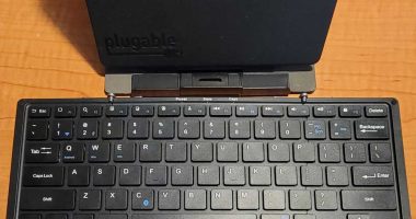 Plugable Full-Size Folding Bluetooth Keyboard