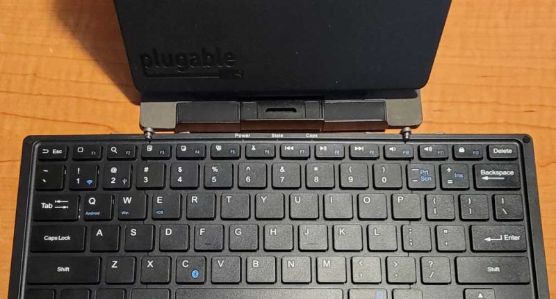 Plugable Full-Size Folding Bluetooth Keyboard