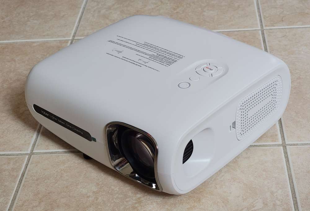 YABER Pro V7 Projector for that Movie Theater Experience [Review