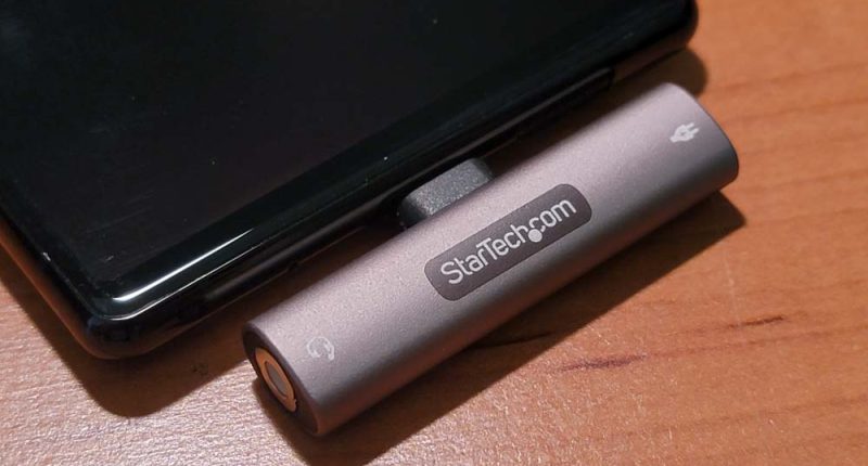StarTech.com USB-C 3.5mm Audio and Charge Adapter