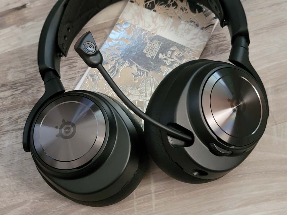 SteelSeries Arctis Nova Pro Wireless