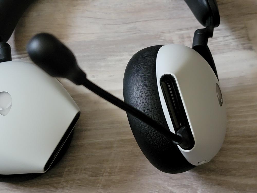 Alienware 920H Wireless Headset Review: Otherworldly Design Meets  Imperfection — GameTyrant