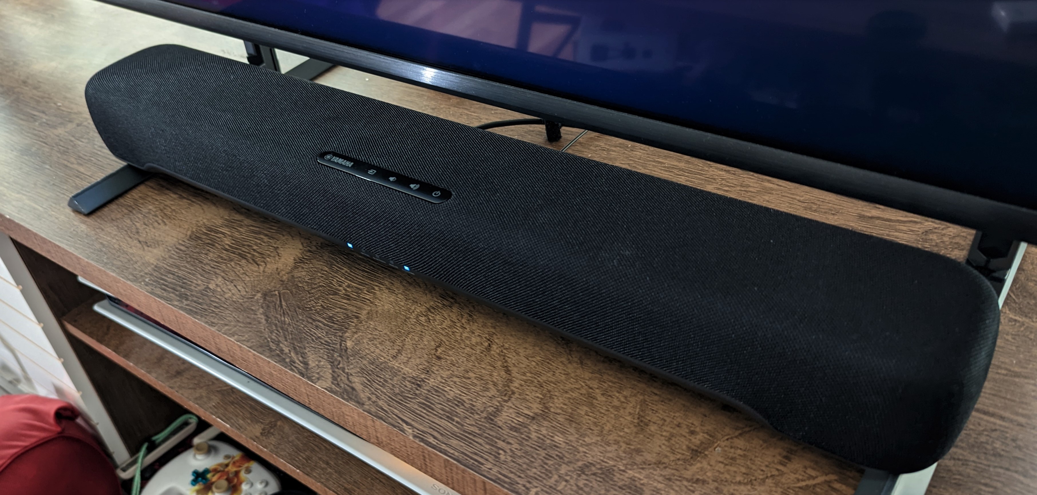 Yamaha SR-C30A Soundbar | So compact it fits just about anywhere