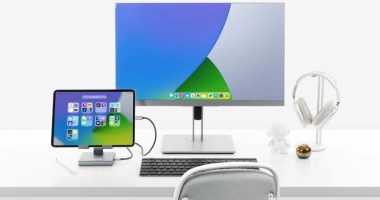 Plugable USB-C Docking Station and Stand