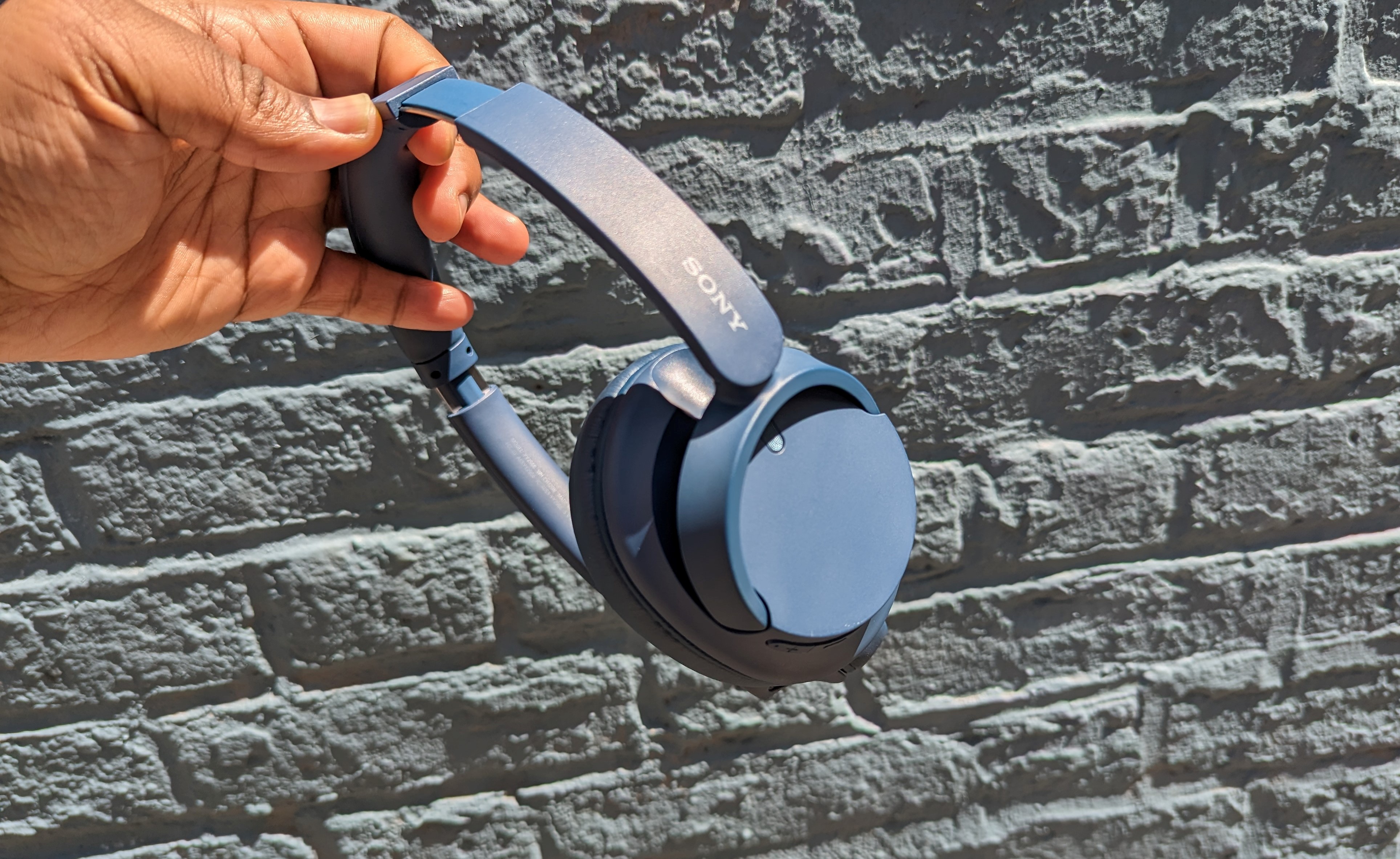 Sony WH-CH720N Headphones  Surprising Sound [Review] – G Style Magazine