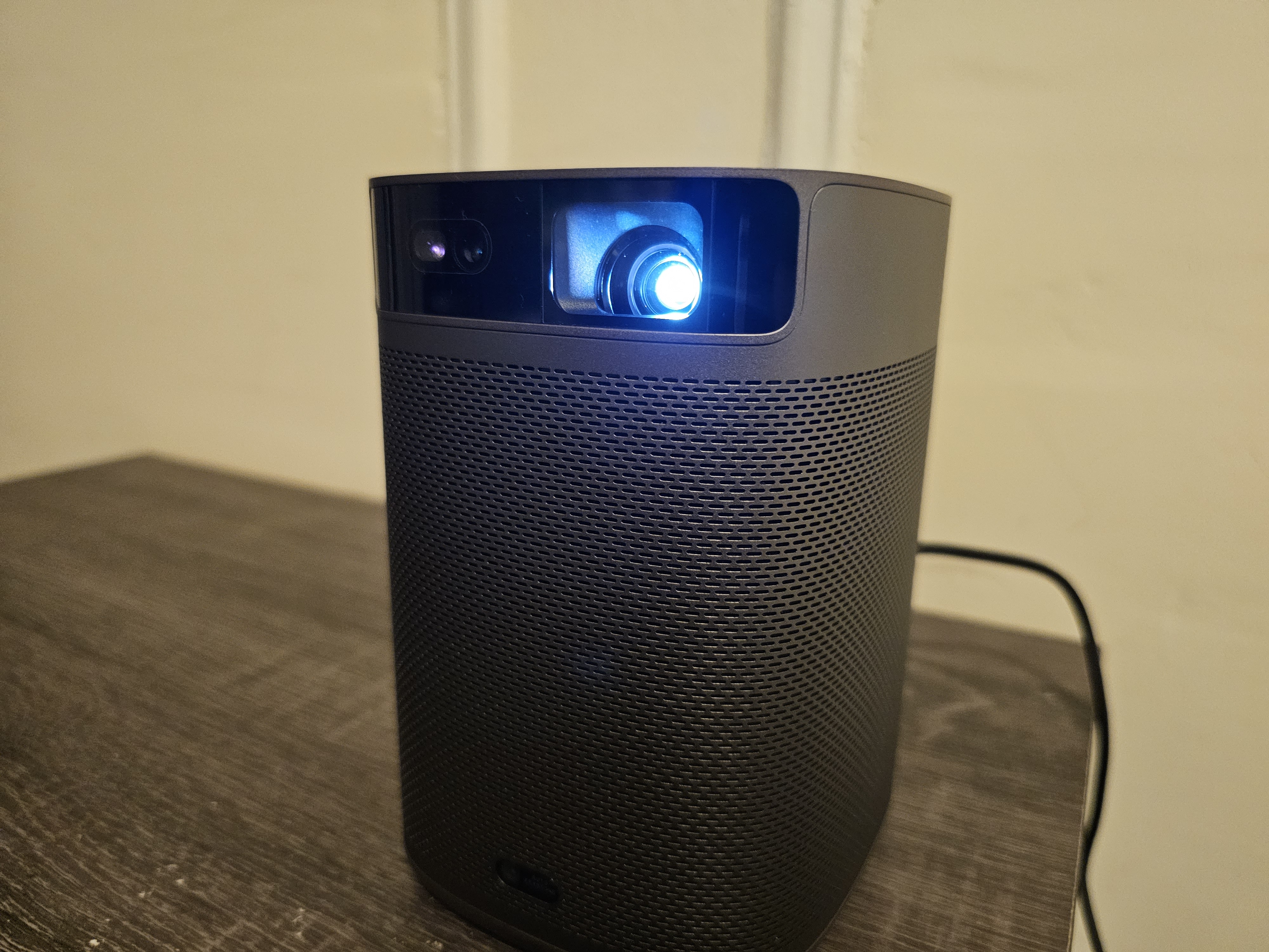 Xgimi MoGo 2 Pro Projector Review! 