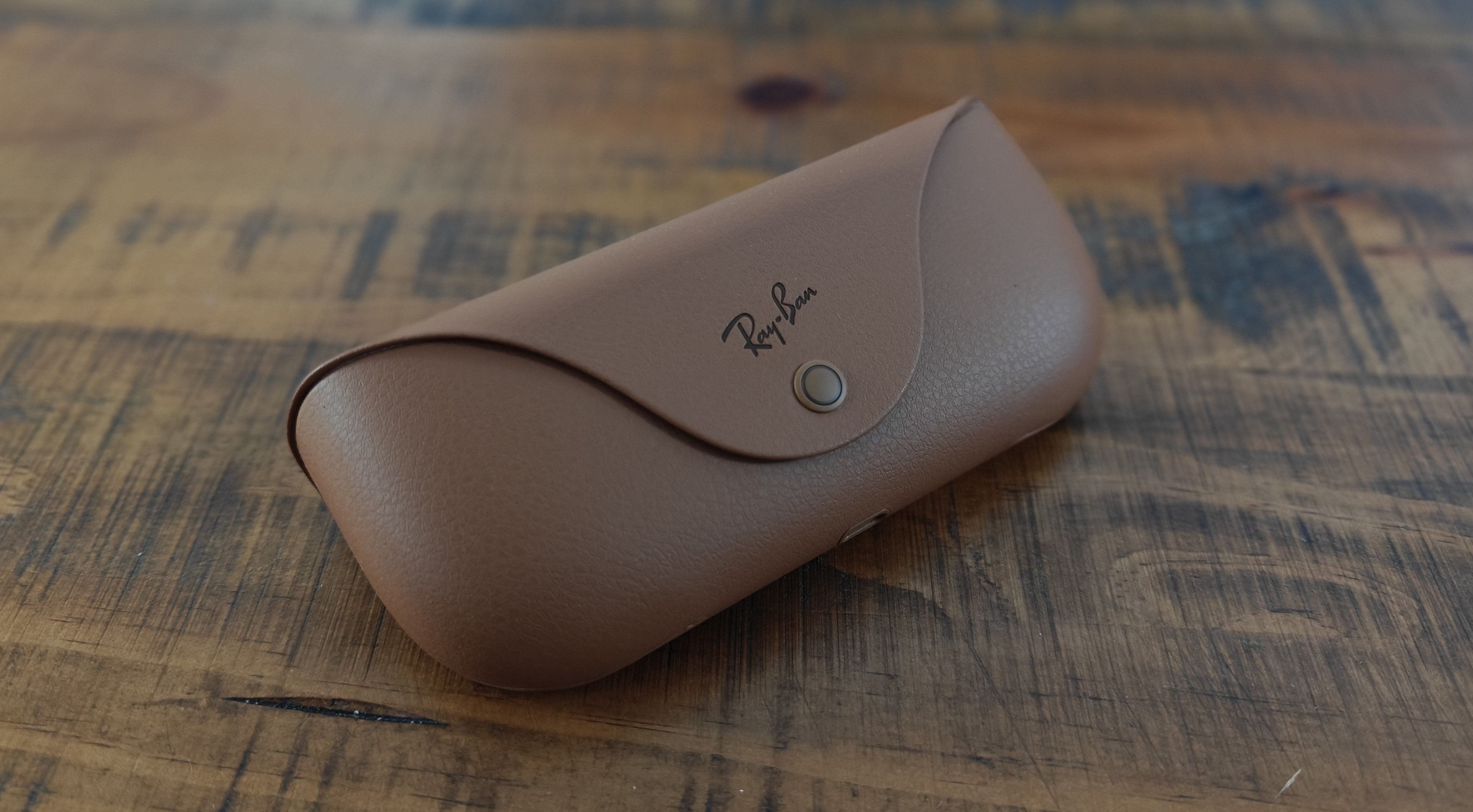 Ray-Ban Glasses Case Black - YouTube