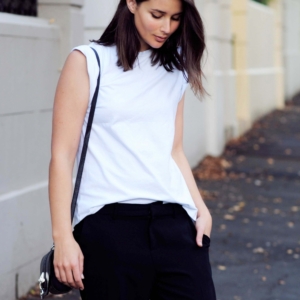 off duty, blogger, trousers, slim fit, white t-shirt, blogger
