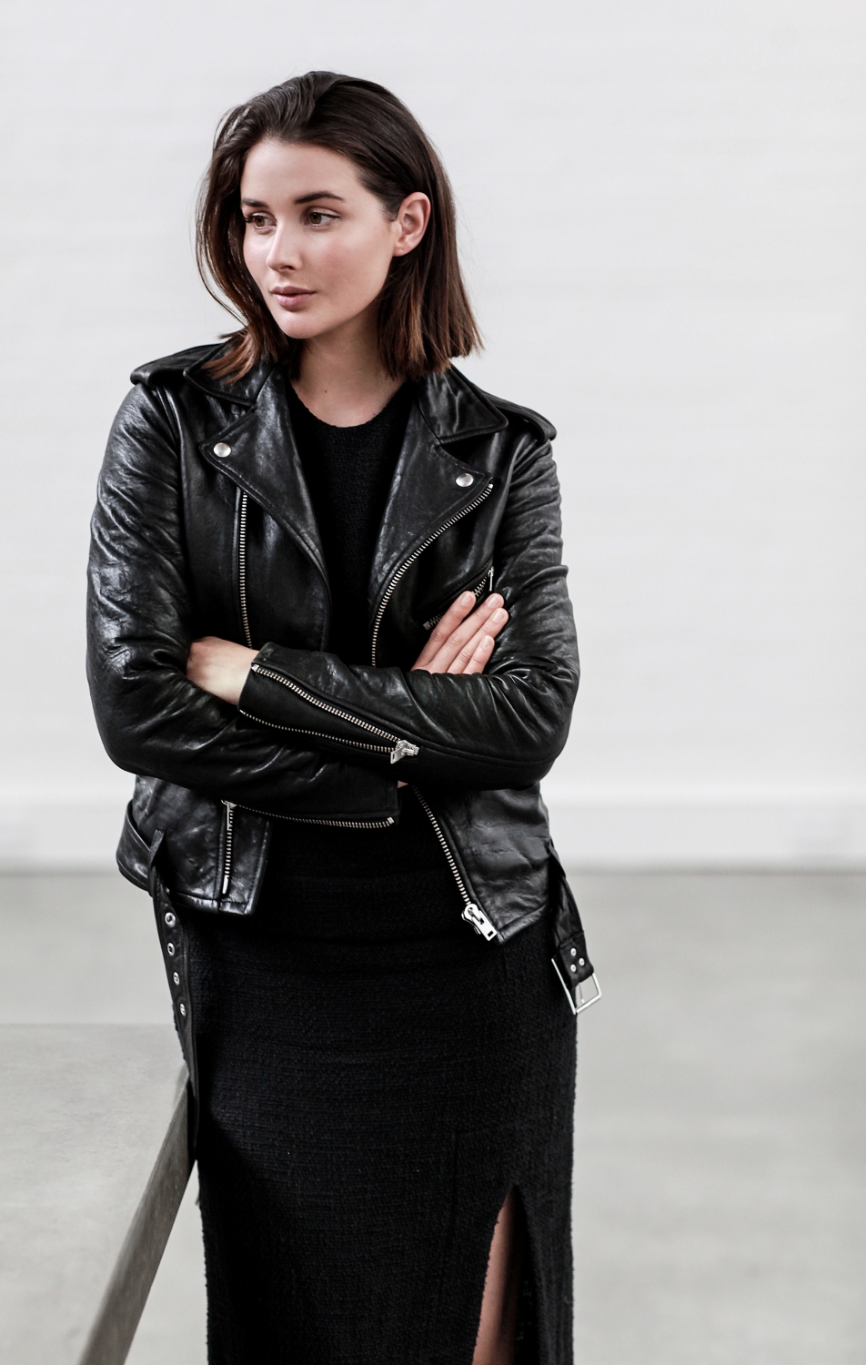 Black dress | Leather Jacket | Minimal | Layering | Matin |Style | Outfit | Harper and Harley