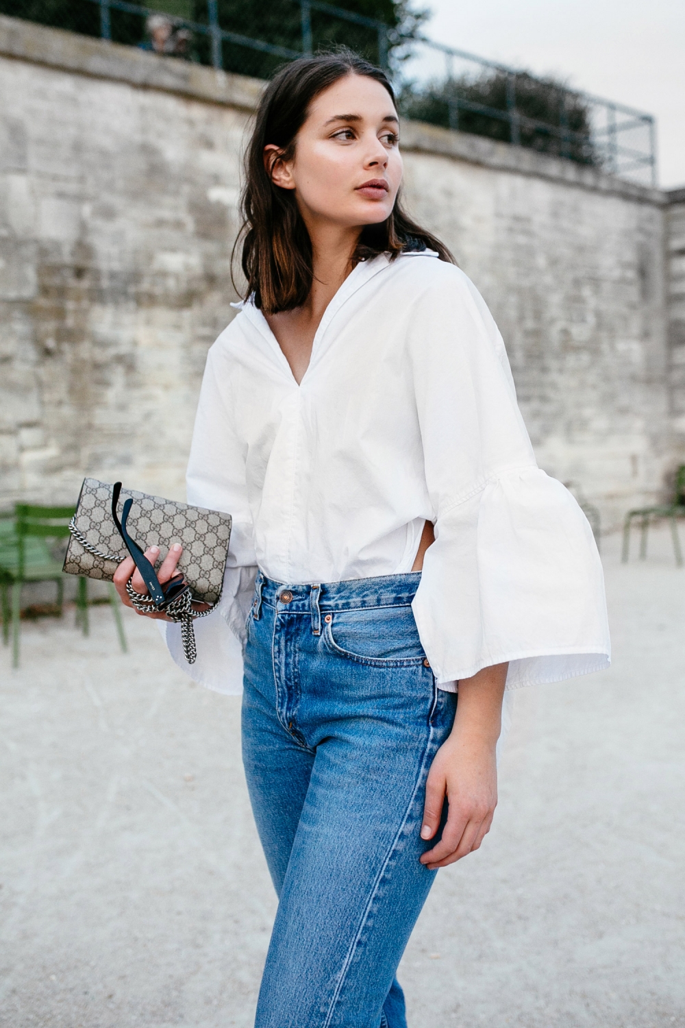 crop top with mom jeans