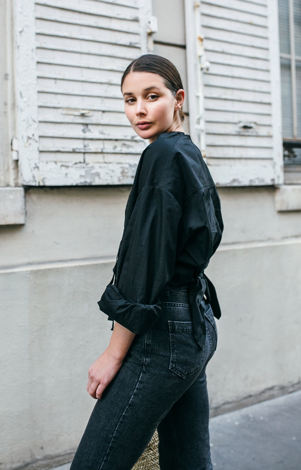 wicker basket bag | rachel comey slim legion jeans | Tome shirt | Style | Outfit | HarperandHarley