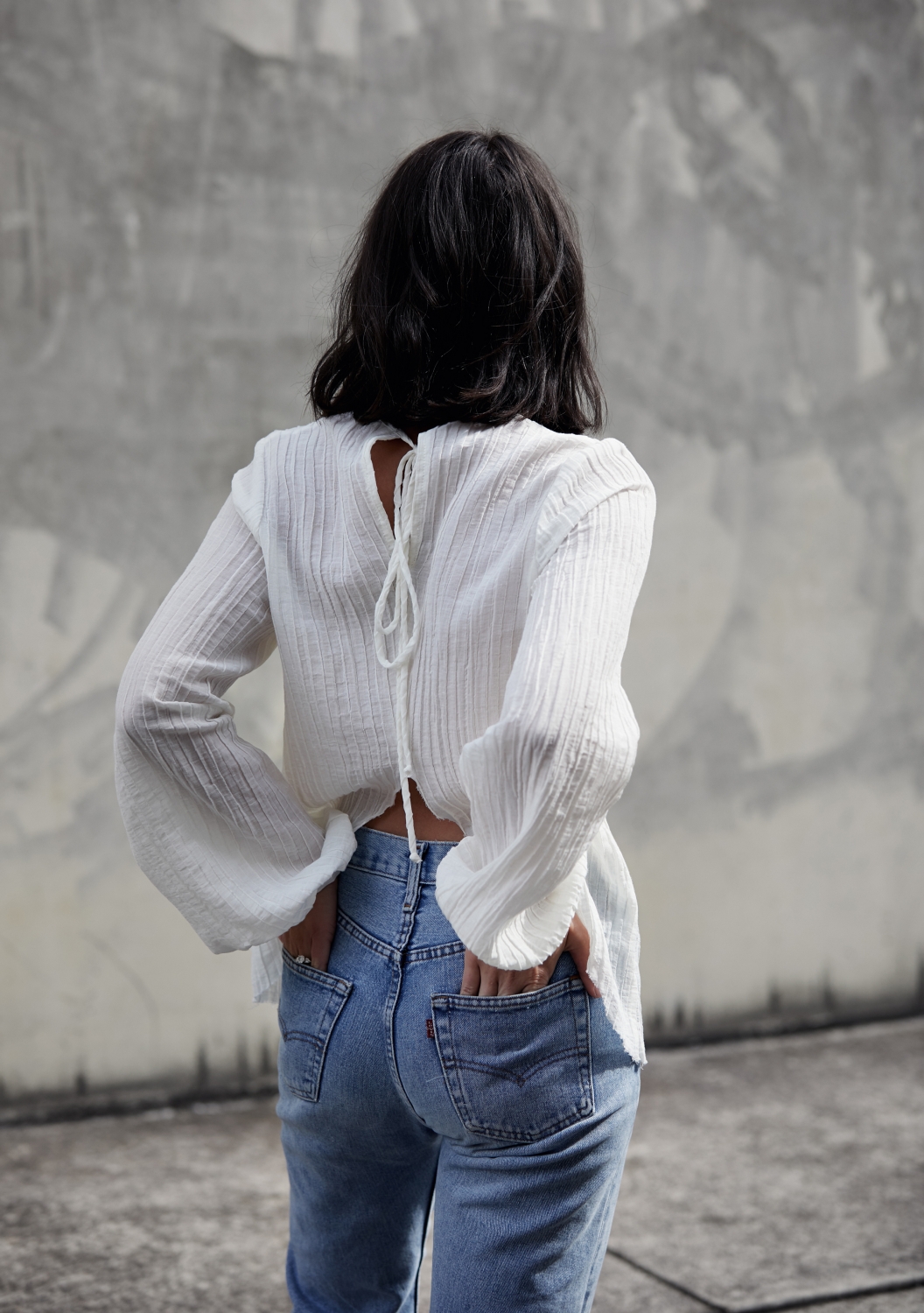 White puff sleeve shirt |Matin Studio | Street style | outfit | vintage levis | HarperandHarley