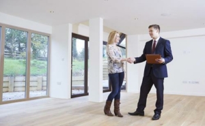 Wann sollte man einen Immobilienmakler engagieren?