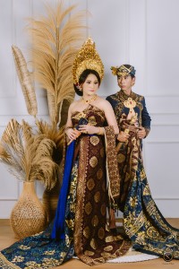 Pawiwahan Megantara & Yuni