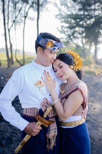 Pawiwahan Pande & Devi