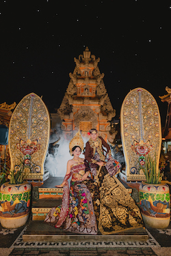 Pawiwahan Ari & Sri