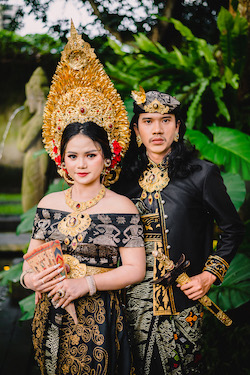 Pawiwahan Ola & Eka