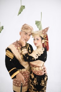 Pawiwahan Dewa Dekde & Ayuning