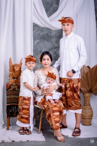 Upacara Tiga Bulanan
