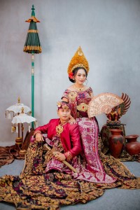 Pawiwahan Yasa & Juni