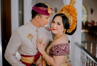 Pawiwahan Cahya & Santi