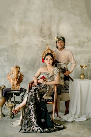 Pawiwahan Juniantara & Putri Mars