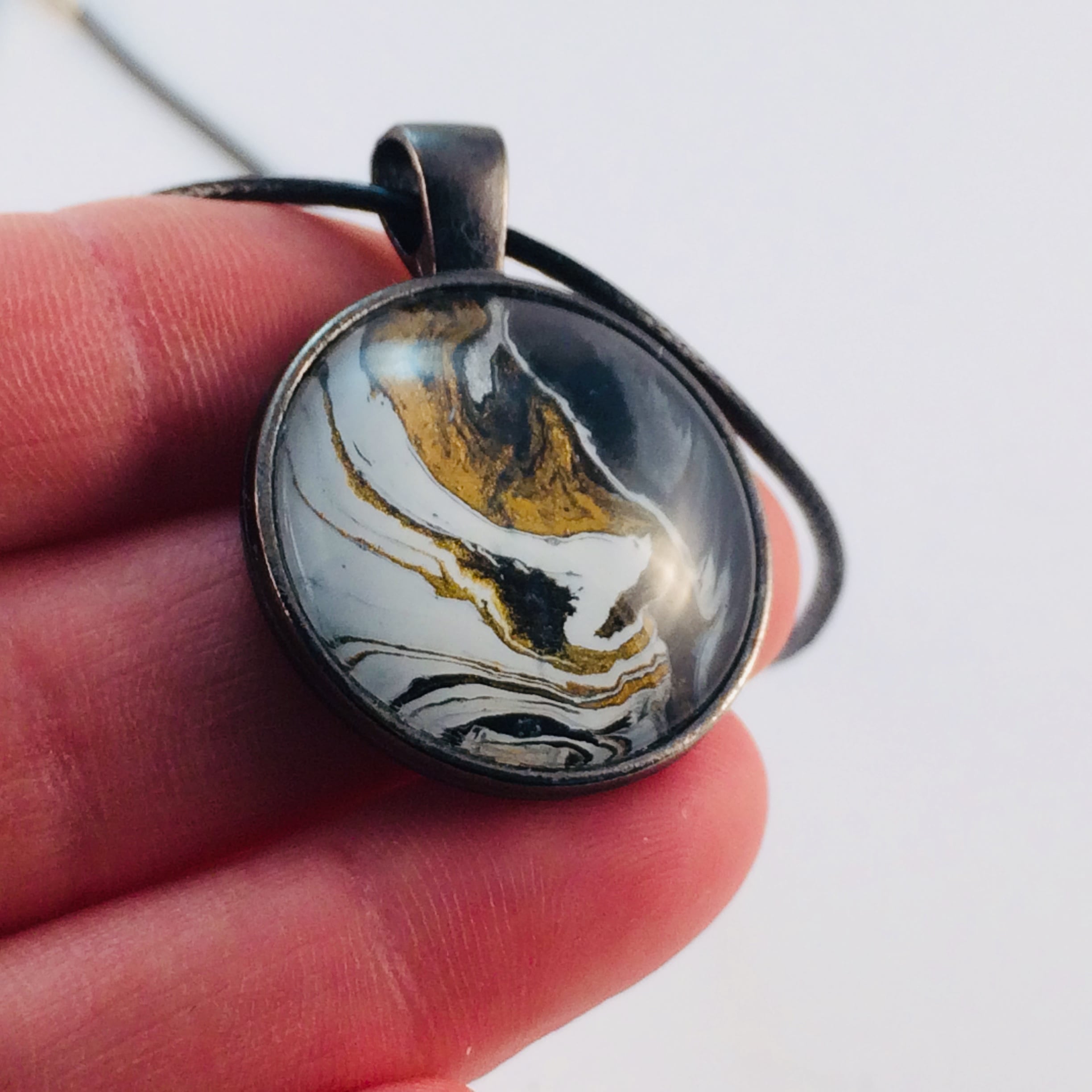 Ensemble #2 - Collier et boucles d'oreilles – Image 3