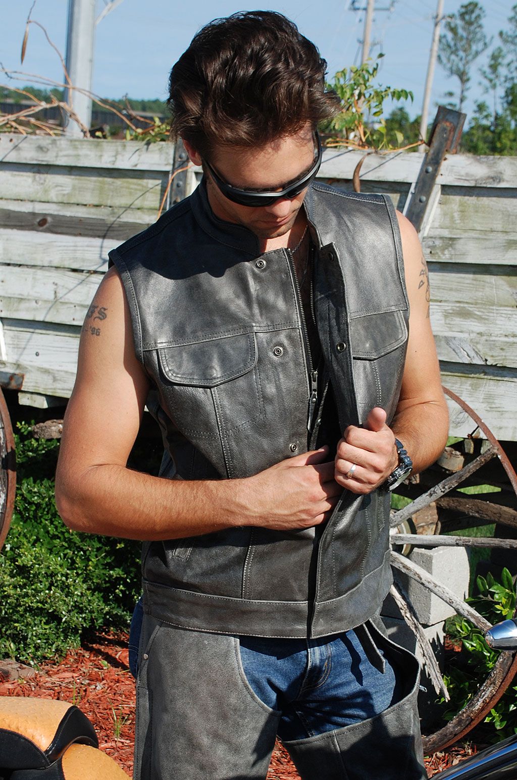 Vintage Gray Leather Club Vest With Easy Access CCW #VMA914GY