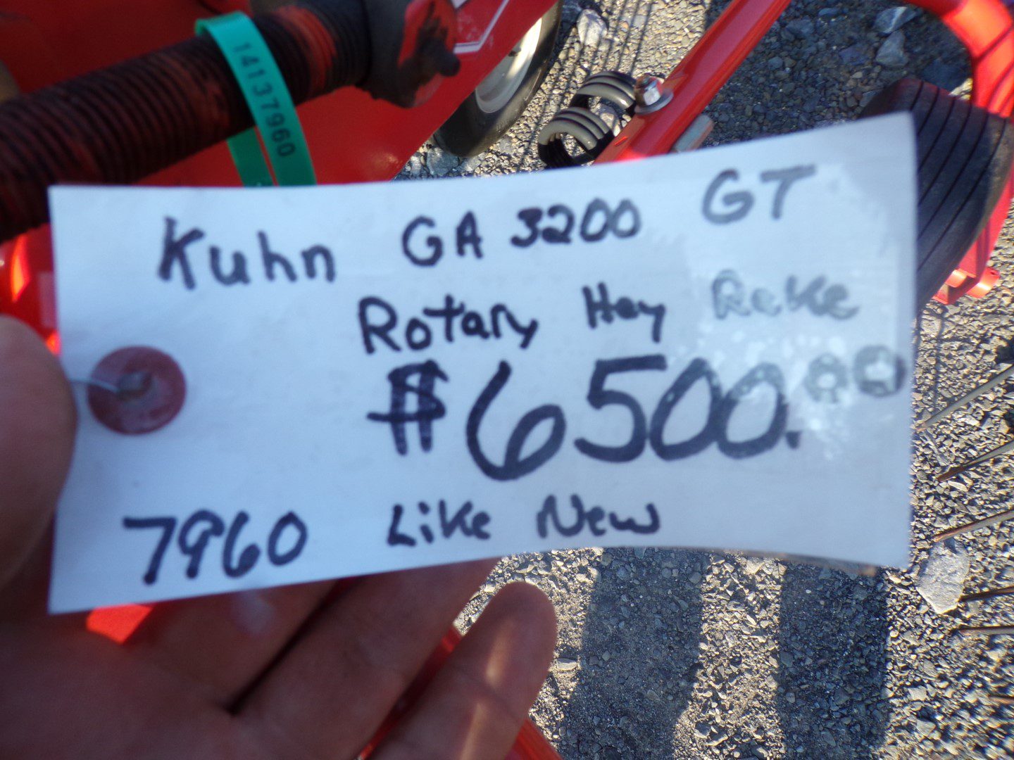 7960 Kuhn GA3200GT Hay Rake $6500.00