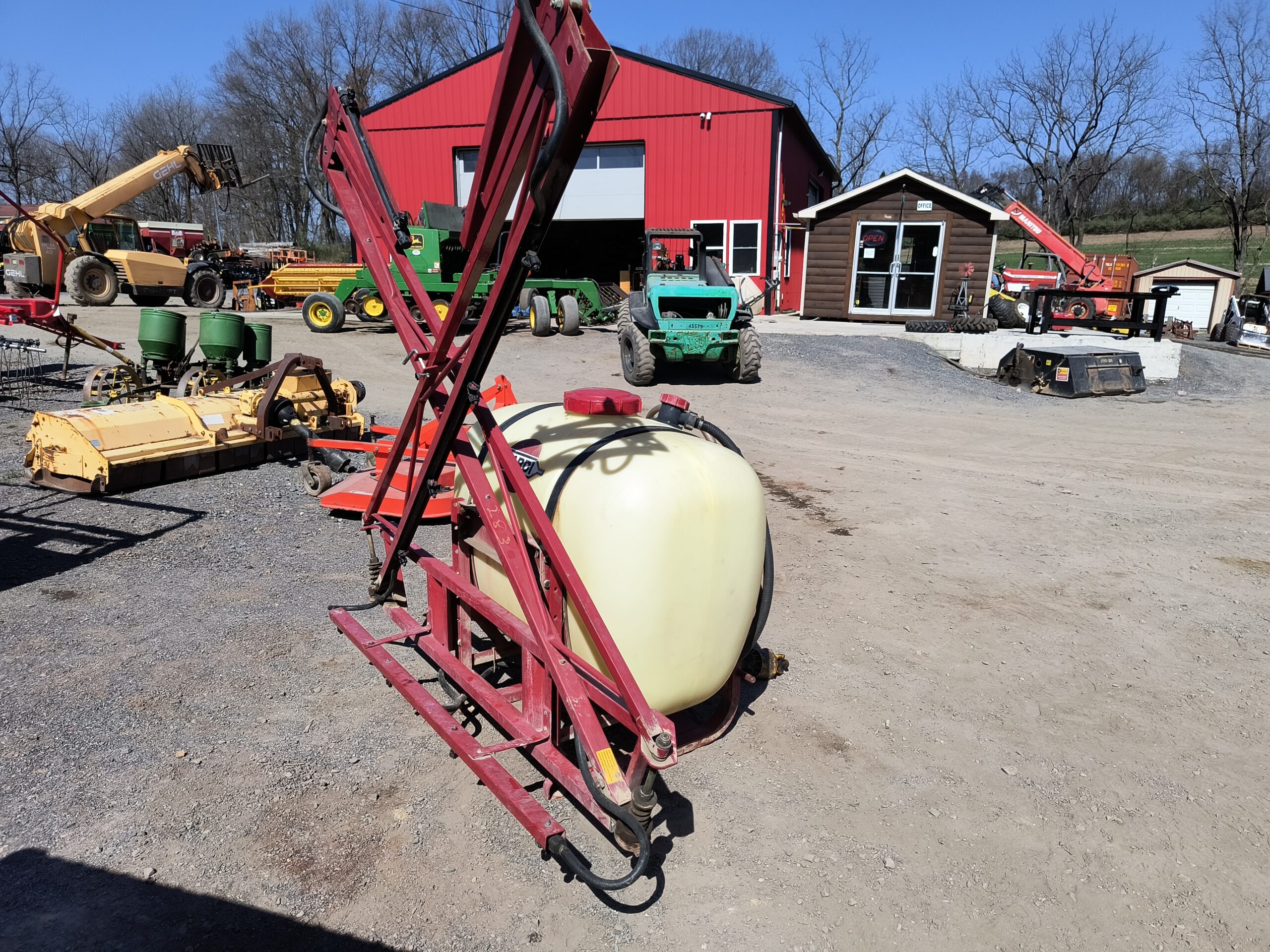 8728 100 Gallon Hardi 3pt Sprayer W Booms 2900 00 JM Equipment   A8fe7e16 Img 20230413 104631790 Scaled 