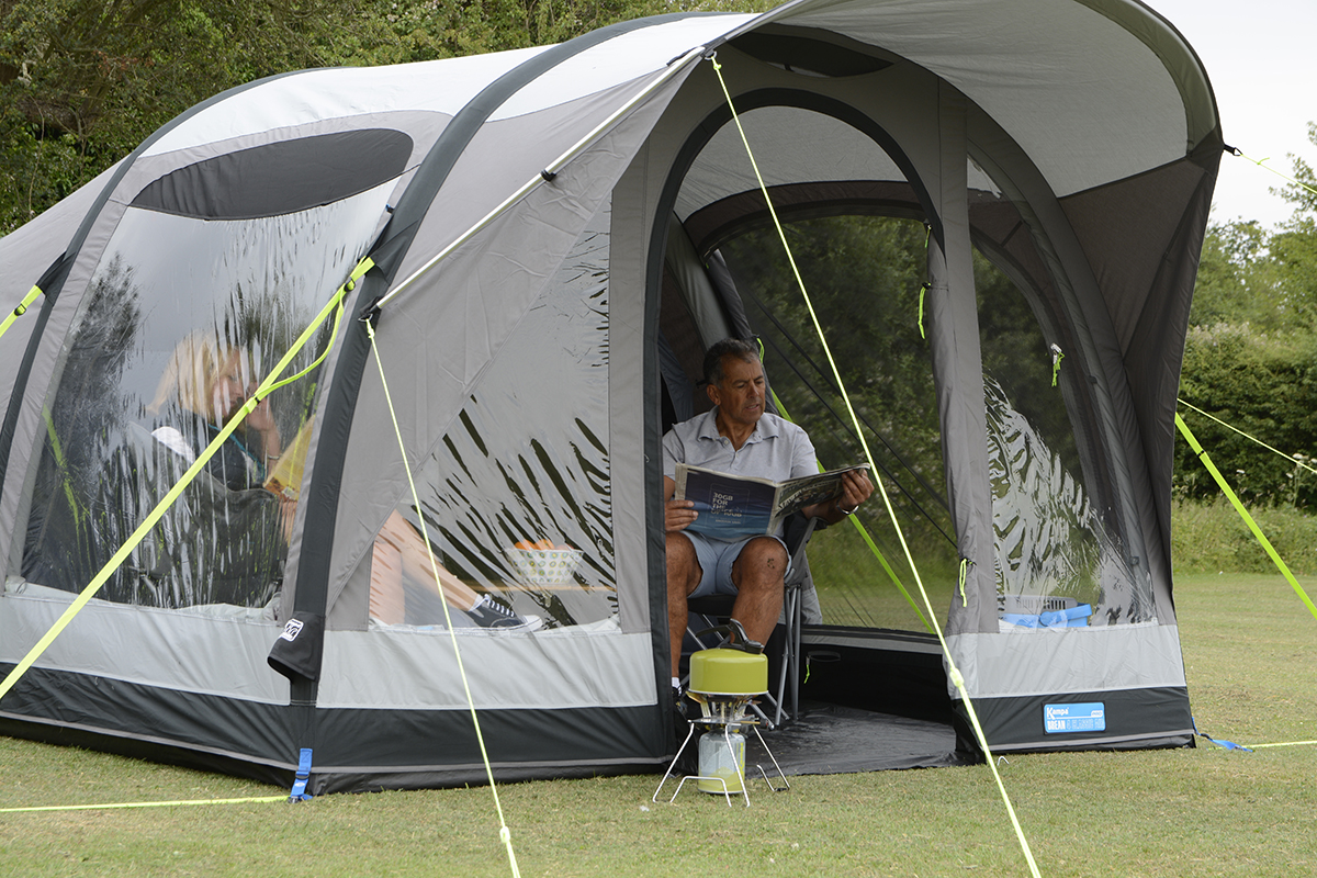 Kako izbrati primeren šotor za 4 osebe?