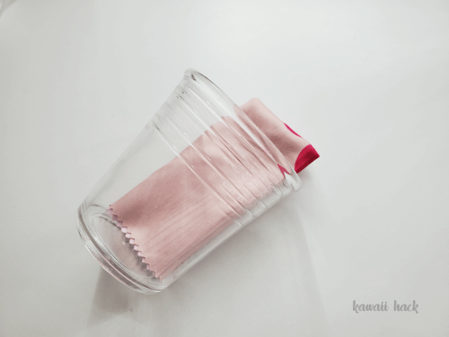 コスメの汚れをきれいにする方法