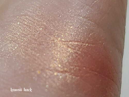 HUDA_NUDElight swatch