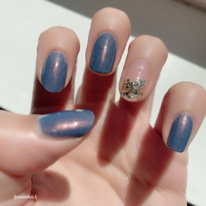 essie nail