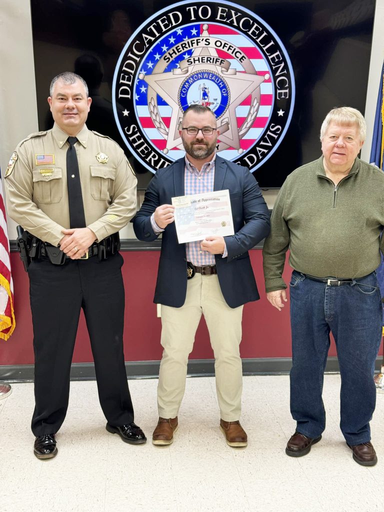 Henry County Sheriff’s Investigator Ed Clark Jr. was the recipient of the Certificate of Appreciation