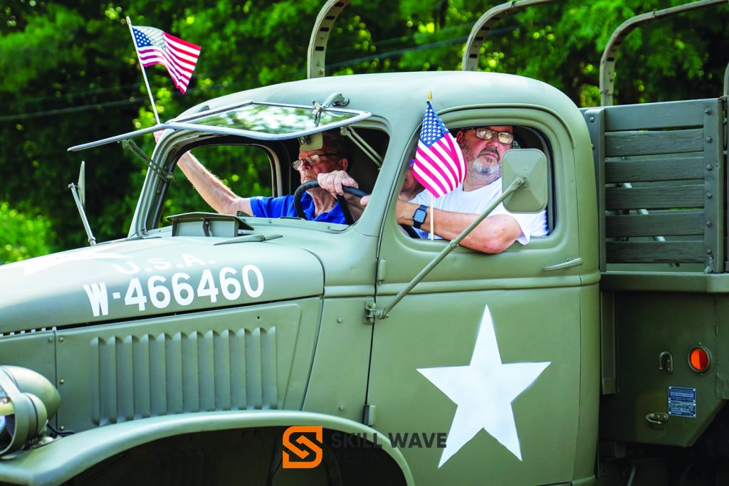 Bassett Furniture’s 1942 GMC CCKW military truck—nicknamed “the Deuce and a Half”—was a nostalgic favorite among paradegoers.