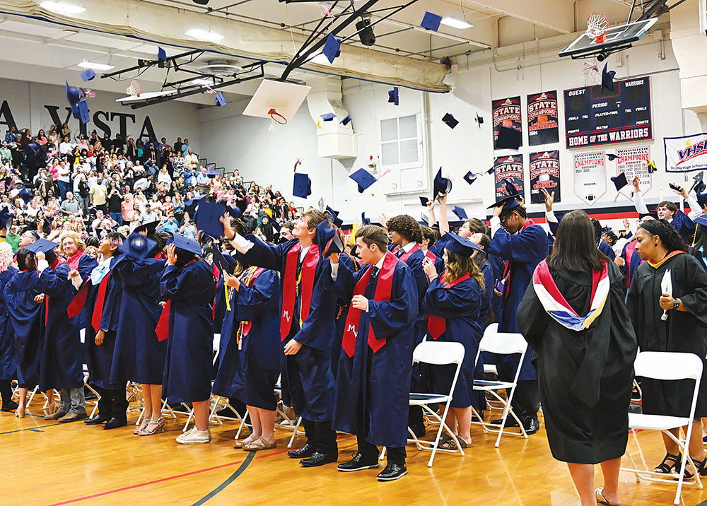 Magna Vista graduates urged to keep searching for ‘treasure’