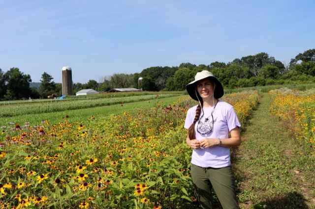 Fralin Fellow aims to create the most bee-friendly flower garden in Virginia