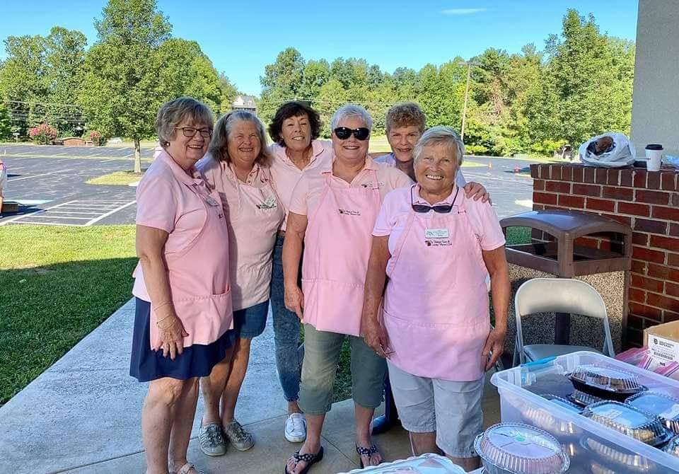 Bank of Botetourt recognizes employee who earned CFP