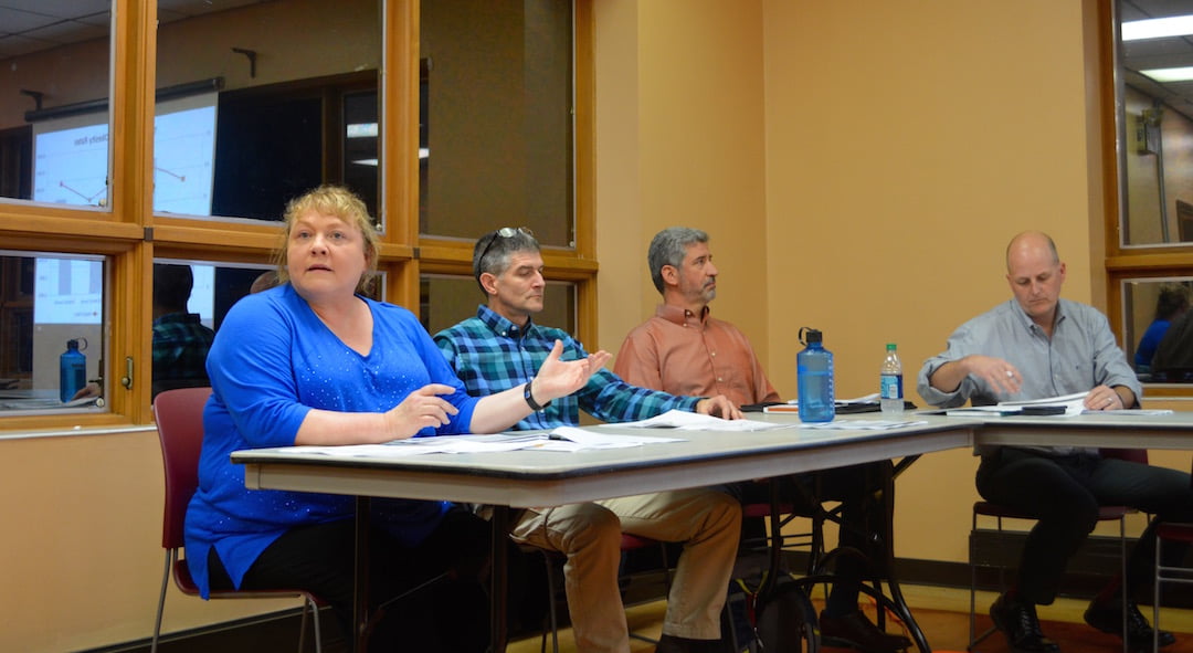 Public addresses RAAP at quarterly meeting