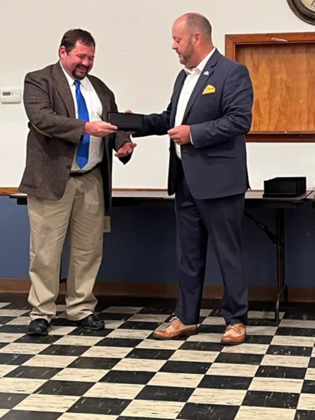 Shinnston City Council brainstorms about burned property