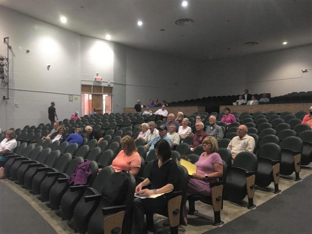 County’s broadband plan detailed at meeting