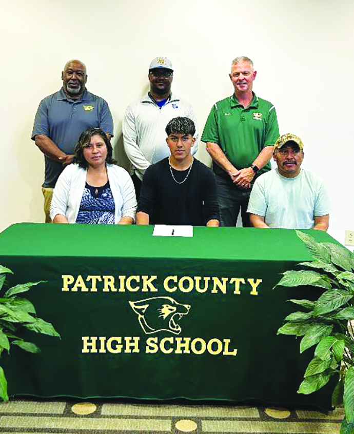 Moises Cisneros: Front (l-r) Mother Carolina Leon, Moises Cisneros, Father Eliceo Leon Back (l-r) PCHS Track Coach Tony Mosley, P&HCC Track Coach Andre Kidd, PCHS Athletic Director Terry Harris.