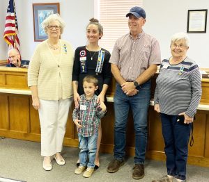 Stuart Mayor Ray Weiland signed a proclamation recognizing Constitution Week in Stuart. He is pictured with members of the Daughters of the American Revolution - Col. Abram Penn Chapter. 