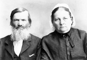 John Wesley Hooker and Margaret Derency Akers Hooker. (Photos courtesy of Katherine Hooker Boaz)