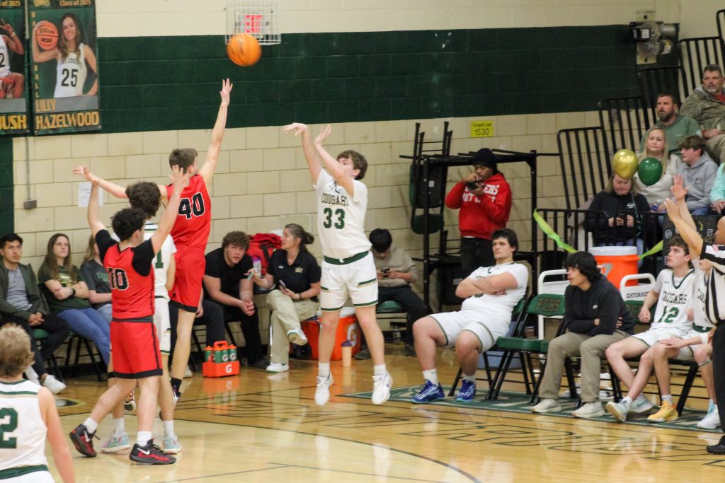 Cameron Collins hit several big 3-point shots in the second half.